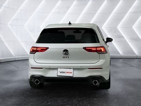 Used 2022 Volkswagen GTI Autobahn FWD image 5