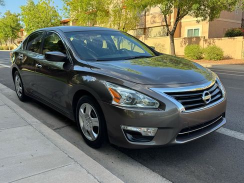 Used 2014 Nissan Altima 2.5 S FWD image 55