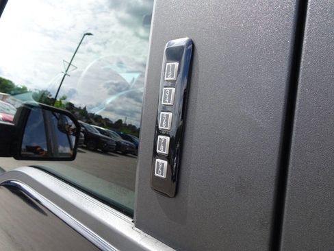 Used 2019 Ford F150 XL w/ Equipment Group 101A Mid AWD/4WD image 12