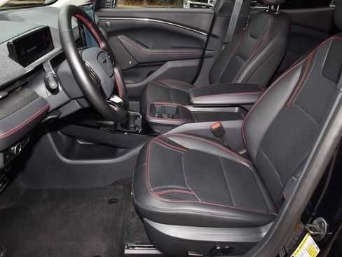 Certified 2025 Ford Mustang Mach-E Premium w/ Sport Appearance Package AWD/4WD image 13