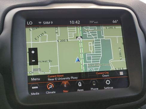 Used 2023 Jeep Renegade Latitude image 25