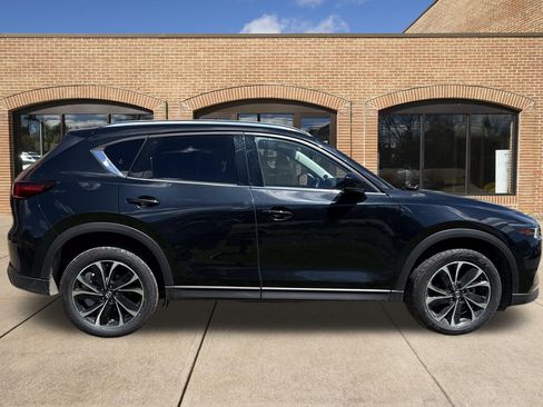 Used 2023 MAZDA CX-5 AWD 2.5 S w/ Premium Package image 2