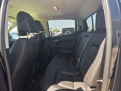 Used 2022 Chevrolet Colorado LT w/ Luxury Package AWD/4WD image 8