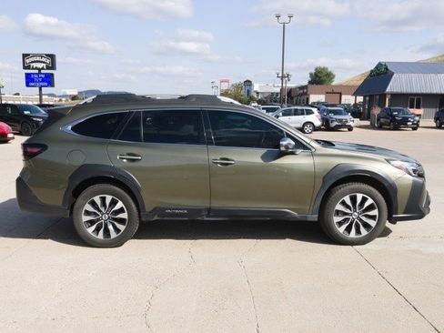 Used 2024 Subaru Outback Touring XT image 5
