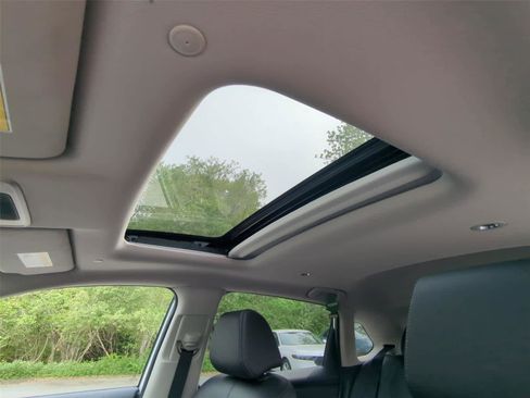 Used 2025 Honda HR-V EX-L image 25