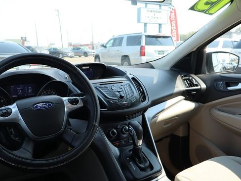Used 2015 Ford Escape SE w/ Cargo Utility Package FWD image 18