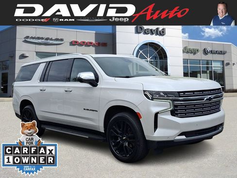 Used 2023 Chevrolet Suburban Premier AWD/4WD image 1