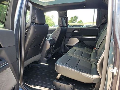 New 2025 GMC Sierra EV Denali image 29