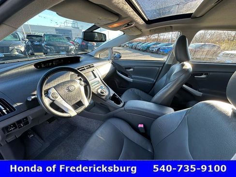 Used 2010 Toyota Prius Five image 17