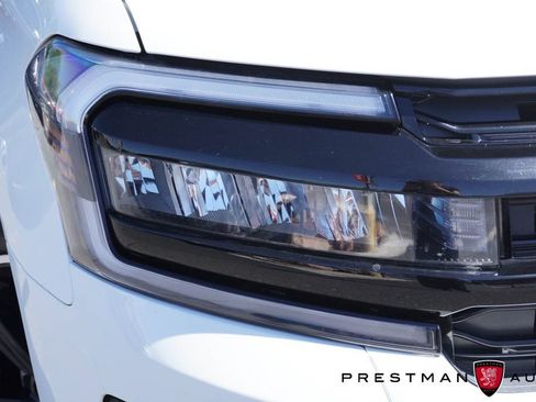 Used 2024 Ford Expedition Limited AWD/4WD image 18