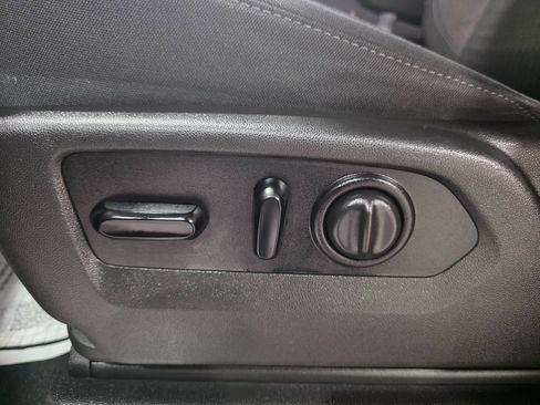 Used 2021 GMC Sierra 1500 Elevation w/ LPO, Elevation Black Package image 19