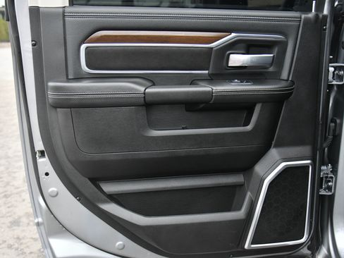 Used 2024 RAM 2500 Laramie image 42