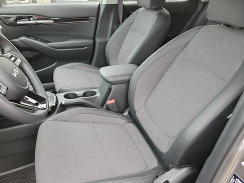 New 2026 Kia Seltos S FWD image 4