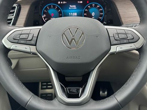 New 2026 Volkswagen Atlas SEL Premium R-Line AWD/4WD image 40