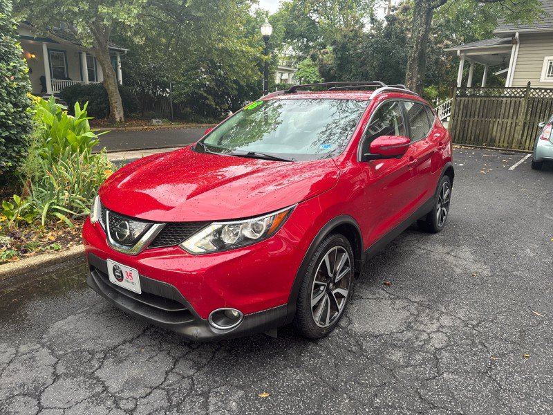 Used 2018 Nissan Rogue Sport SL AWD/4WD image 3