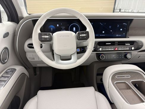 Used 2026 Hyundai Palisade SEL FWD image 29