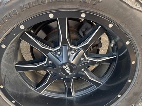 Used 2020 Toyota Tundra Limited image 13