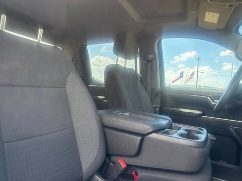 Used 2023 Chevrolet Silverado 1500 LT AWD/4WD image 29
