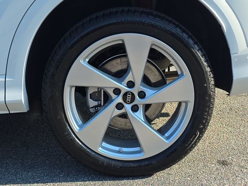 New 2026 Audi Q5 Premium AWD/4WD image 33