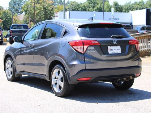 Used 2017 Honda HR-V EX image 6