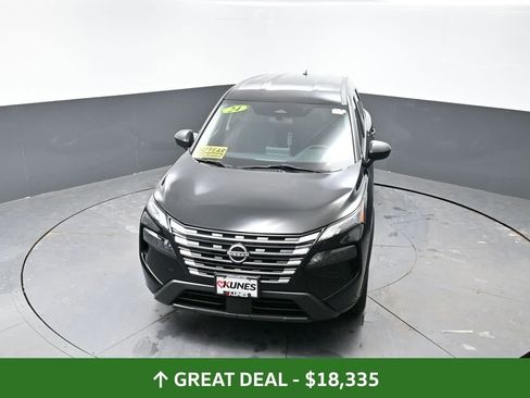 Used 2024 Nissan Rogue S image 19