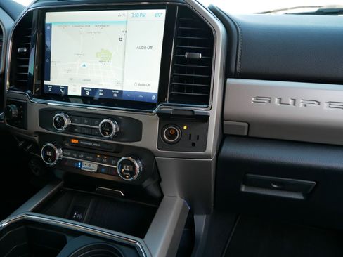 Used 2022 Ford F350 Lariat w/ Lariat Ultimate Package image 57