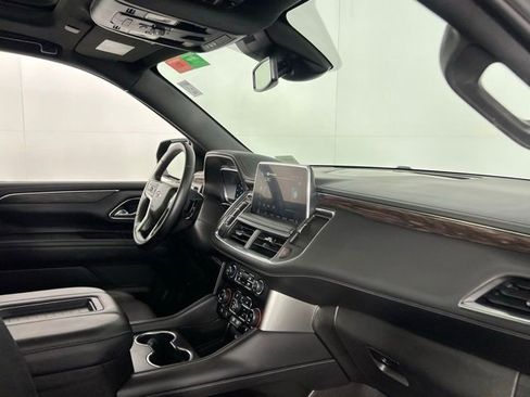 Used 2023 Chevrolet Tahoe Z71 w/ Luxury Package image 28