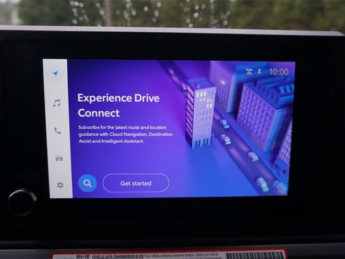 Used 2025 Toyota Tacoma SR5 image 12