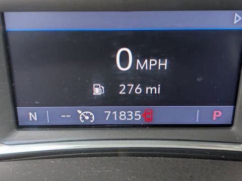 Used 2021 GMC Terrain SLT w/ Elevation Edition image 13