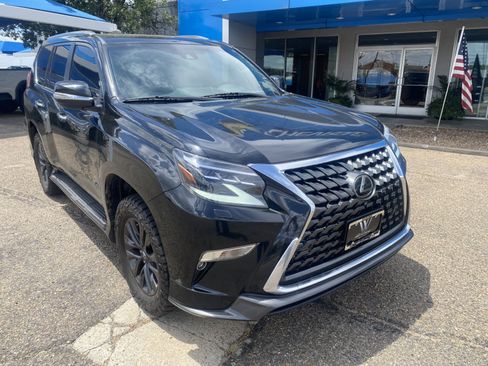 Used 2022 Lexus GX 460 Luxury w/ Sport Design Package AWD/4WD image 2