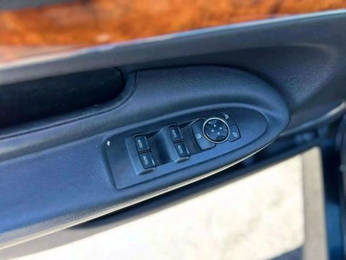 Used 2019 Lincoln MKT Reserve Sport Utility 4D image 24