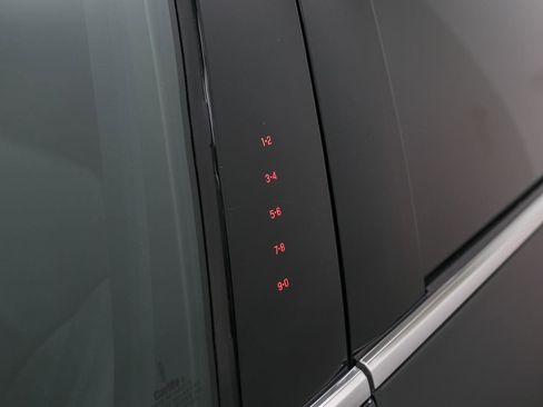 Used 2020 Lincoln Nautilus Reserve w/ Equipment Group 201A image 15