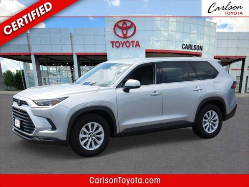 Certified 2025 Toyota Grand Highlander AWD image 1