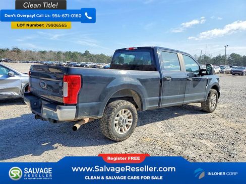 Used 2018 Ford F250 XL w/ STX Appearance Package image 4
