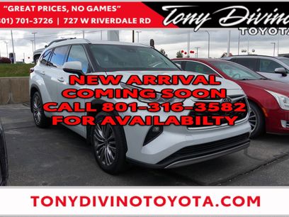 Used 2022 Toyota Highlander Platinum