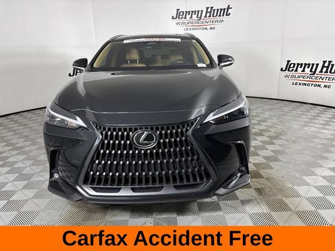 Used 2024 Lexus NX 350 AWD image 3