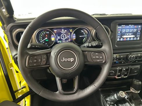 Used 2023 Jeep Wrangler Unlimited w/ Cold Weather Group image 14