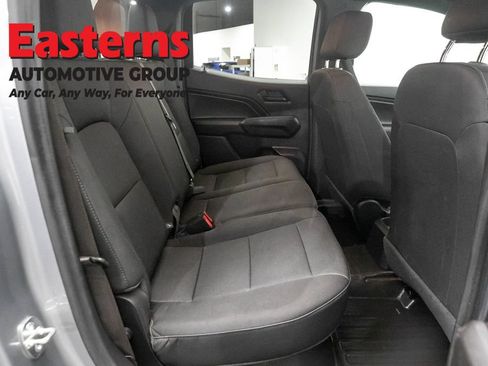Used 2023 Chevrolet Colorado W/T RWD image 21
