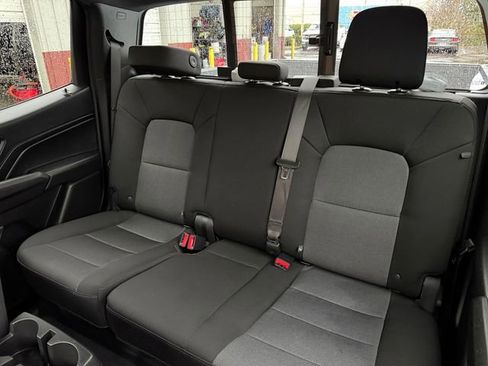 Used 2025 Chevrolet Colorado W/T w/ Advanced Trailering Package AWD/4WD image 13