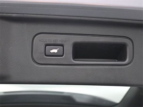 Used 2023 Honda Pilot EX-L image 40