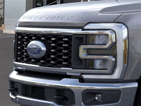 New 2026 Ford F350 Lariat w/ Lariat Ultimate Package image 17