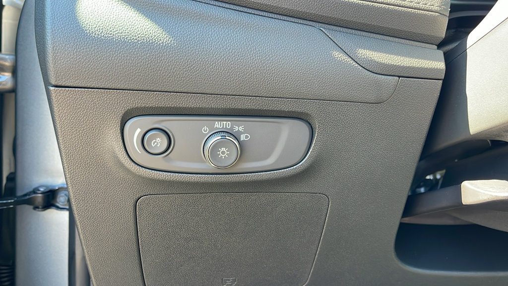 New 2026 Buick Encore GX Sport Touring w/ Advanced Technology Package FWD image 26