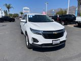 Used 2023 Chevrolet Equinox LT image 2