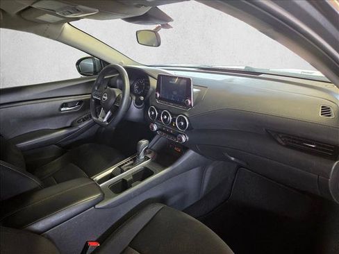 Used 2024 Nissan Sentra SV FWD image 18
