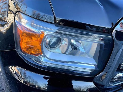 Used 2018 GMC Canyon SLT w/ Trailering Package image 24