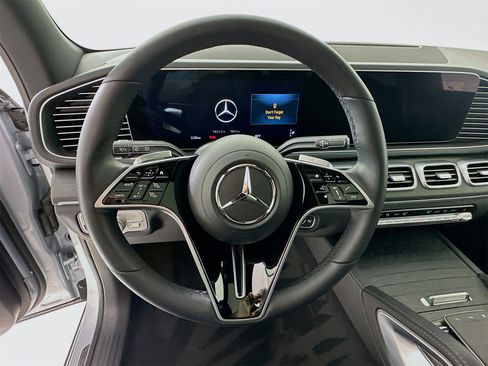 Used 2025 Mercedes-Benz GLE 350 4MATIC image 12