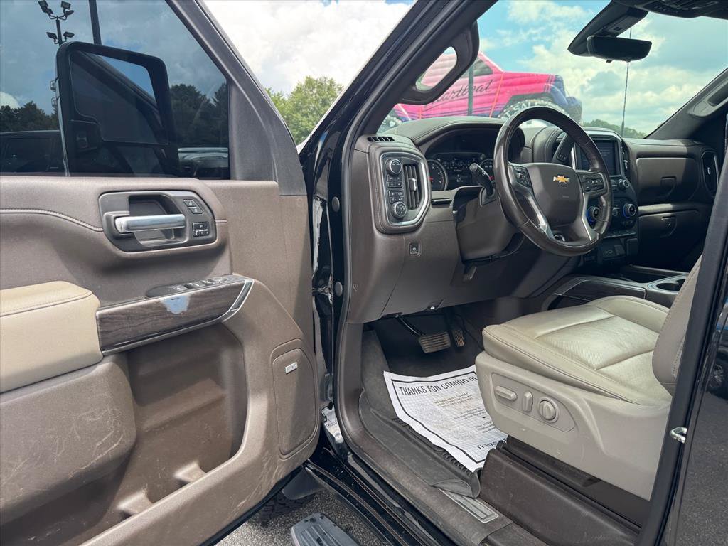 Used 2022 Chevrolet Silverado 2500 LTZ w/ LTZ Convenience Package AWD/4WD image 14