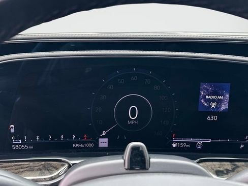 Certified 2024 Cadillac Escalade Premium Luxury image 11