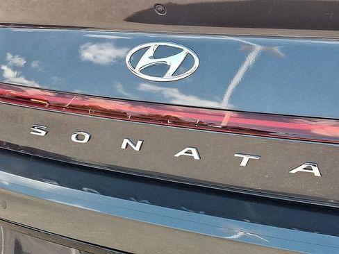 Used 2021 Hyundai Sonata Limited w/ Winter Weather Package FWD image 30