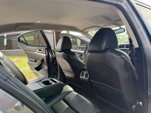 Used 2016 Nissan Maxima 3.5 SV FWD image 22